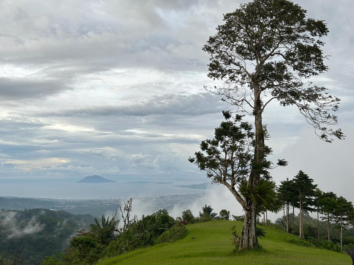 K2 Lembeh Dive Resort Bitung Luaran gambar