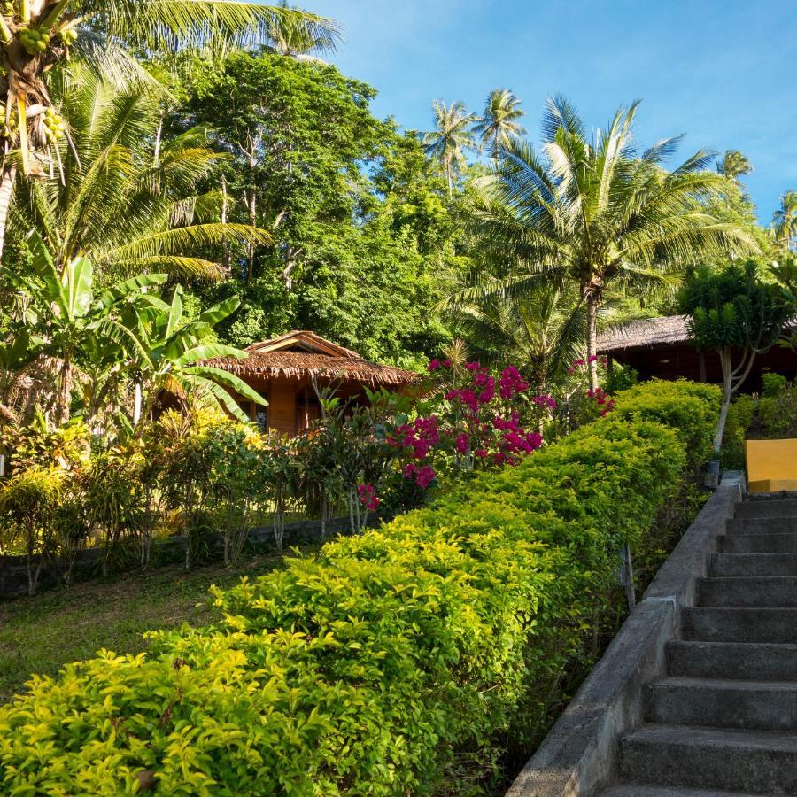 K2 Lembeh Dive Resort Bitung Luaran gambar