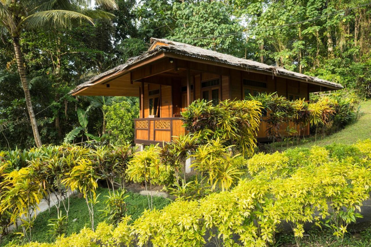 K2 Lembeh Dive Resort Bitung Luaran gambar